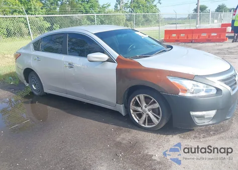 2013 Nissan Altima 2.5 Sv из США, поврежденный, VIN 1N4AL3AP2DN445377